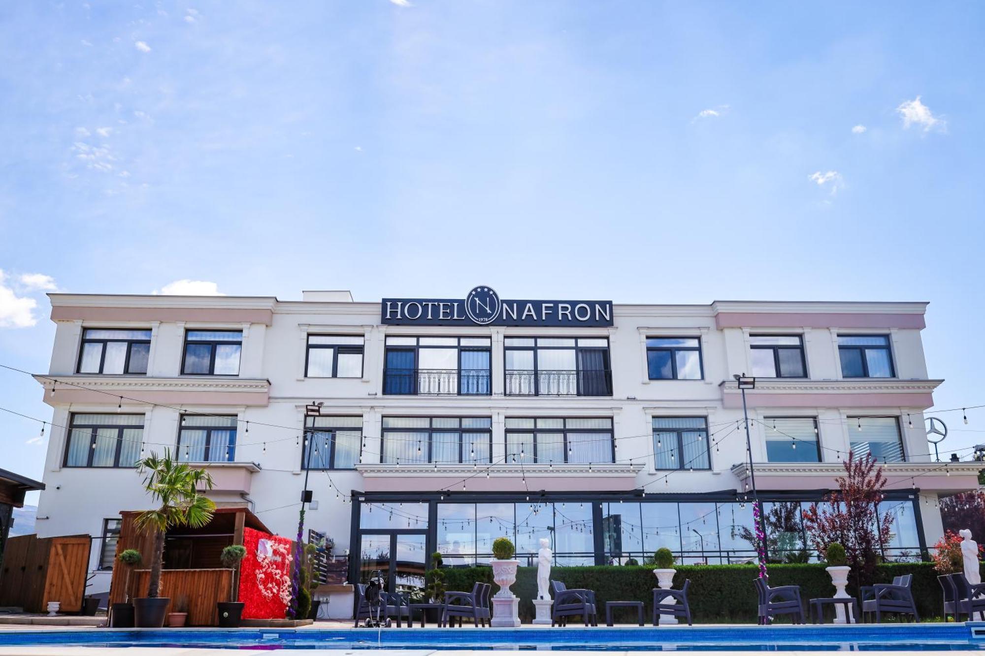 Nafron Hotel Prizren Exterior photo