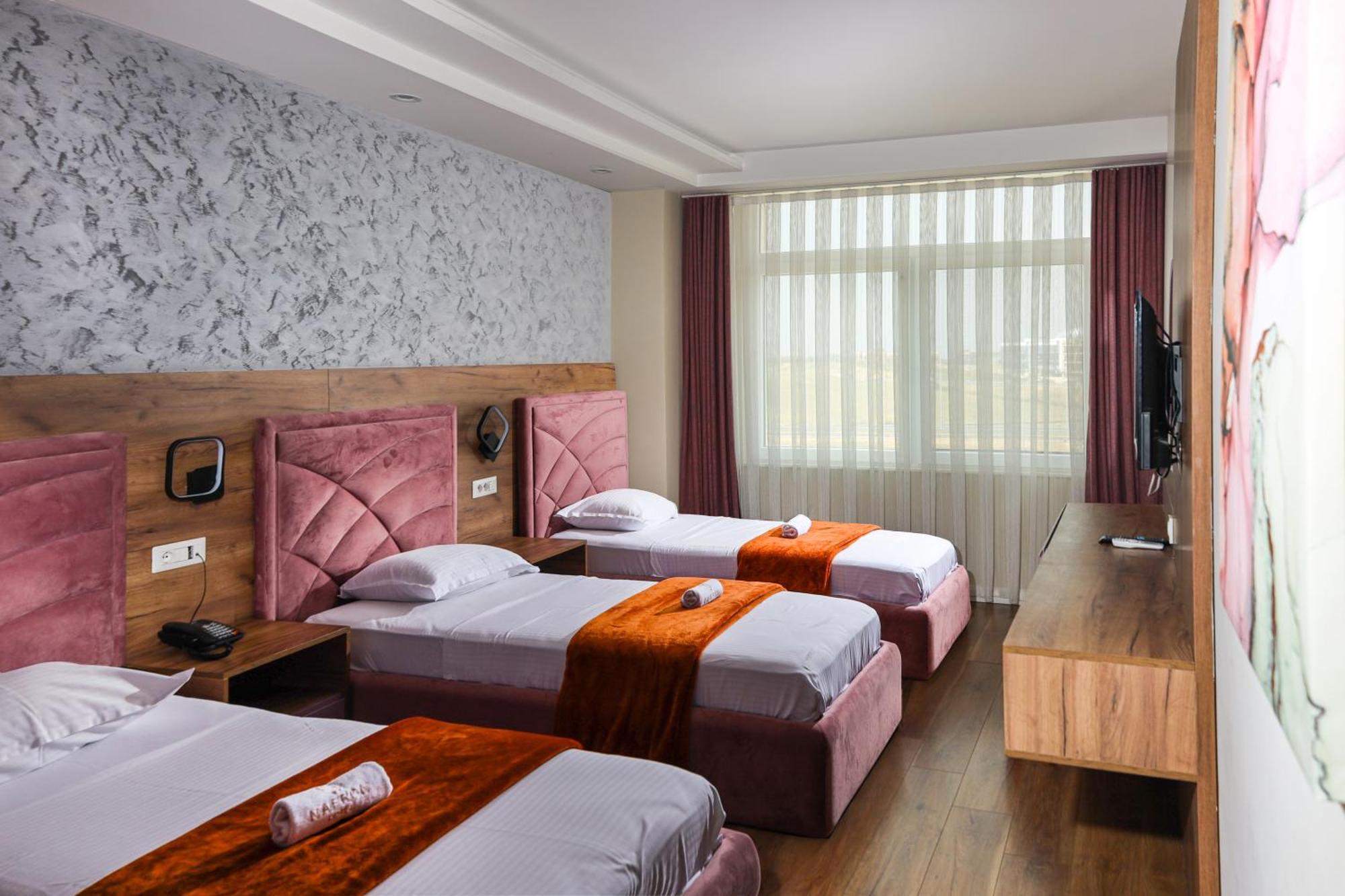 Nafron Hotel Prizren Exterior photo